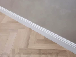 Плинтус OHZ Nz-098